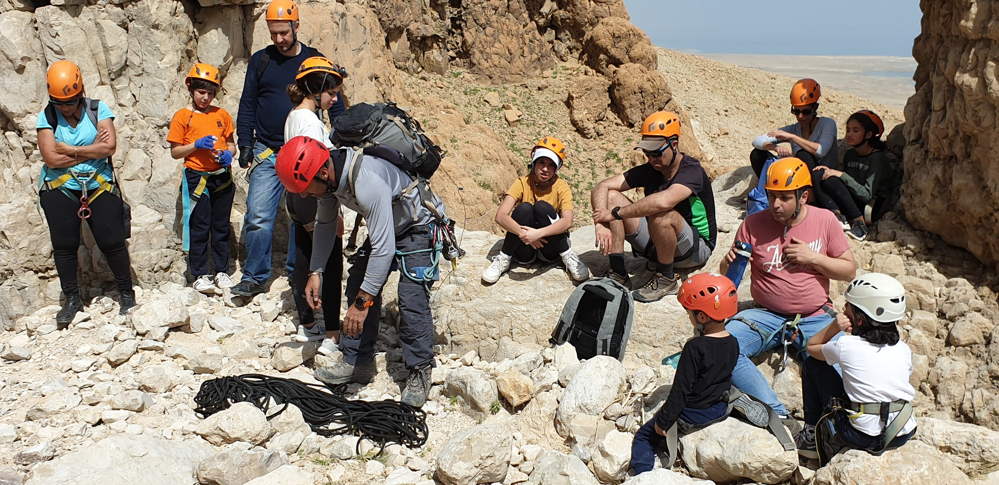 סנפלינג בנחל טור תחתון: בילוי משפחתי בלב המדבר