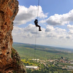 הרפתקת סנפלינג במערת קשת: ריחוף בנוף שמיים