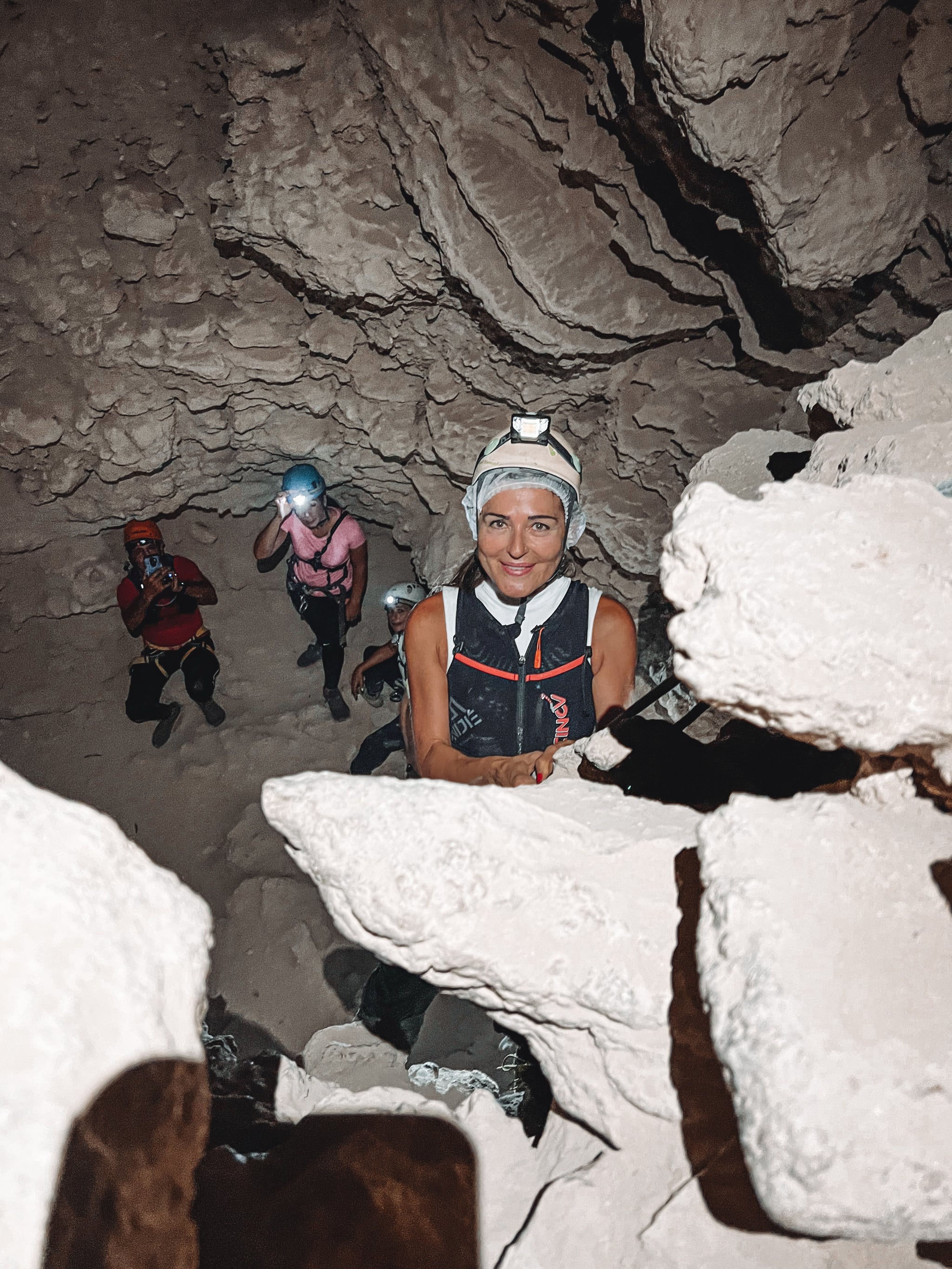 Abseiling in the Colonel's Cave: an adventure in a salt cave